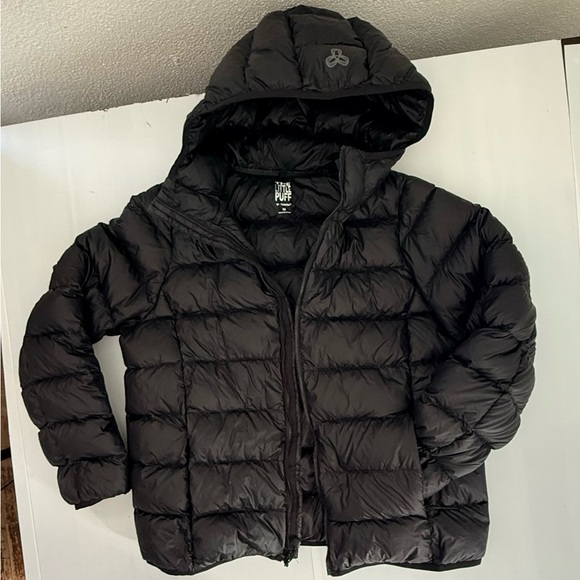 Aritzia TNA the little Puff 700 Fill Down Puffer Jacket - Picture 8 of 13